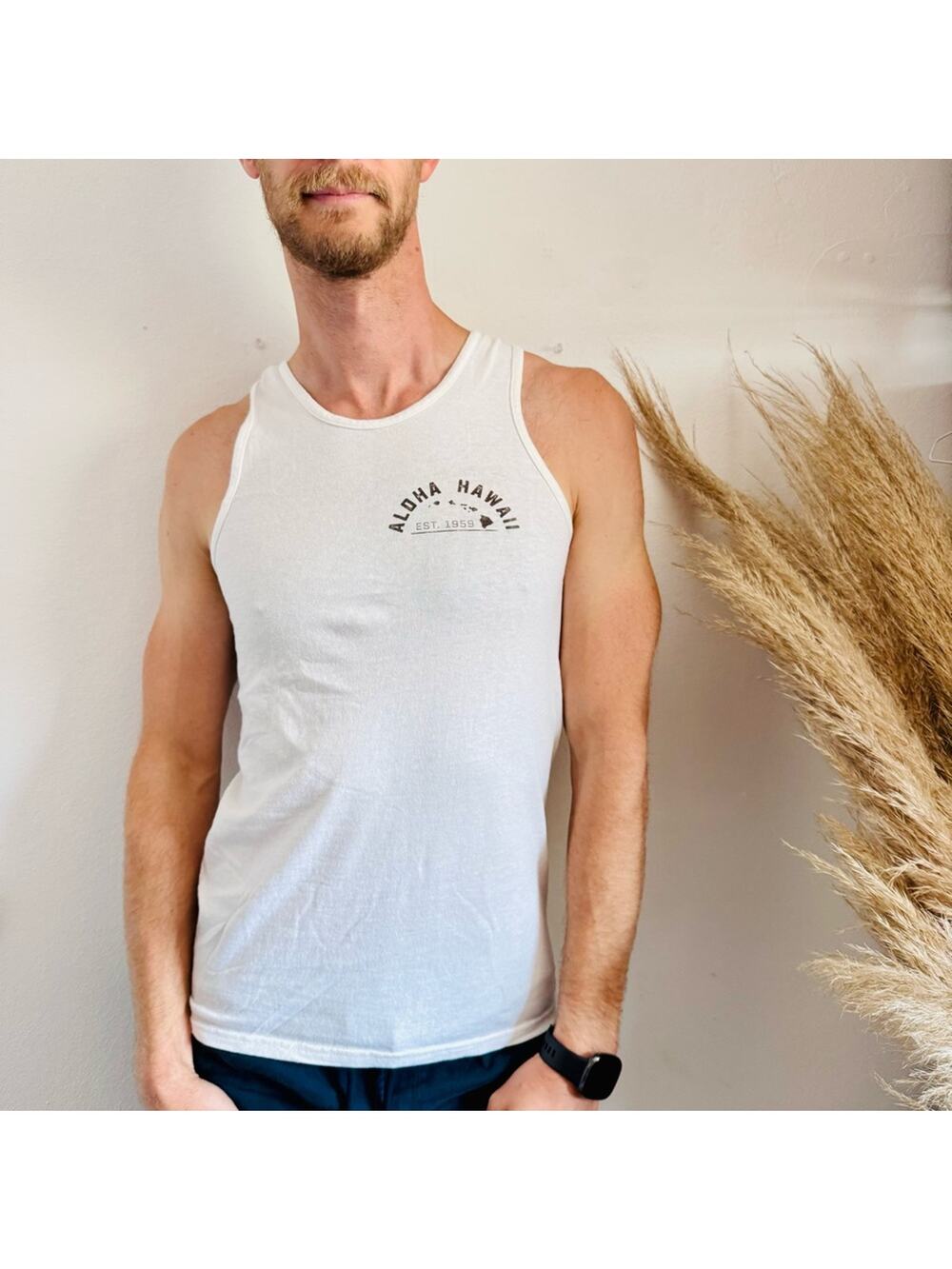 MENS Hawaii White Black Logo Tropical Sleeveless Classic Tee T Shirt Tank Top S
